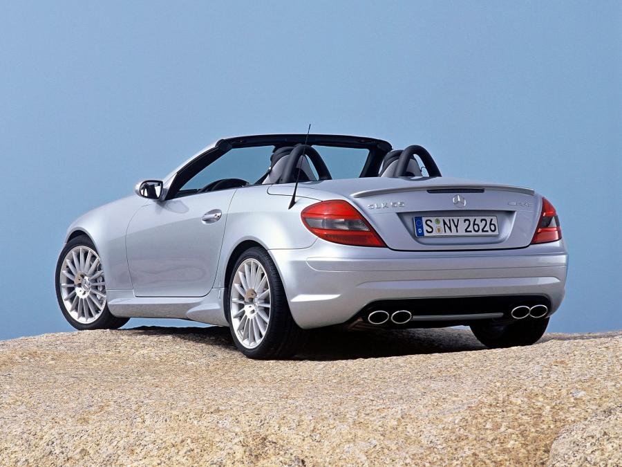  Mercedes-Benz SLK55 AMG 2004 года  (фото 8 из 30)